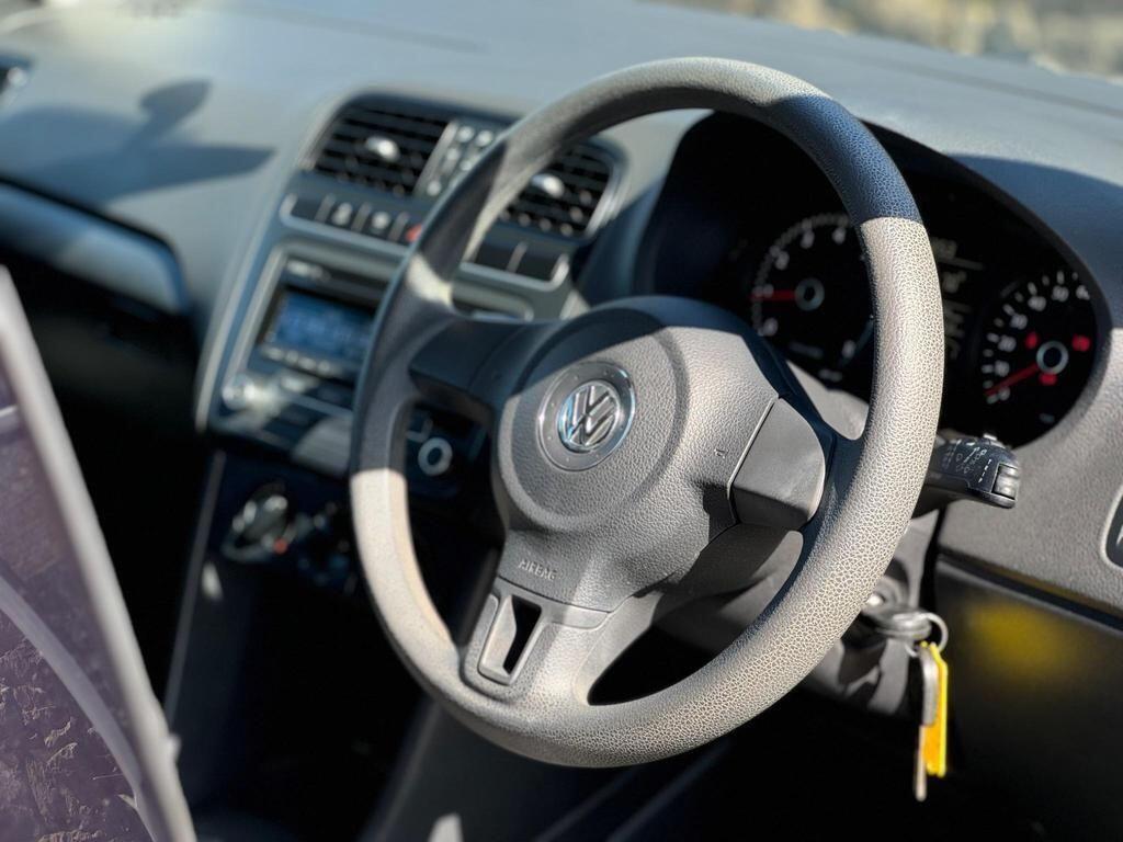 Volkswagen Polo view 12