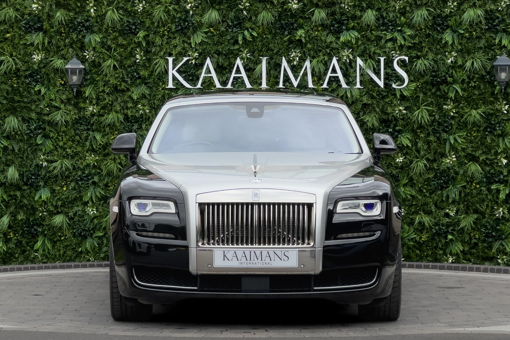 Rolls-Royce Ghost view 2