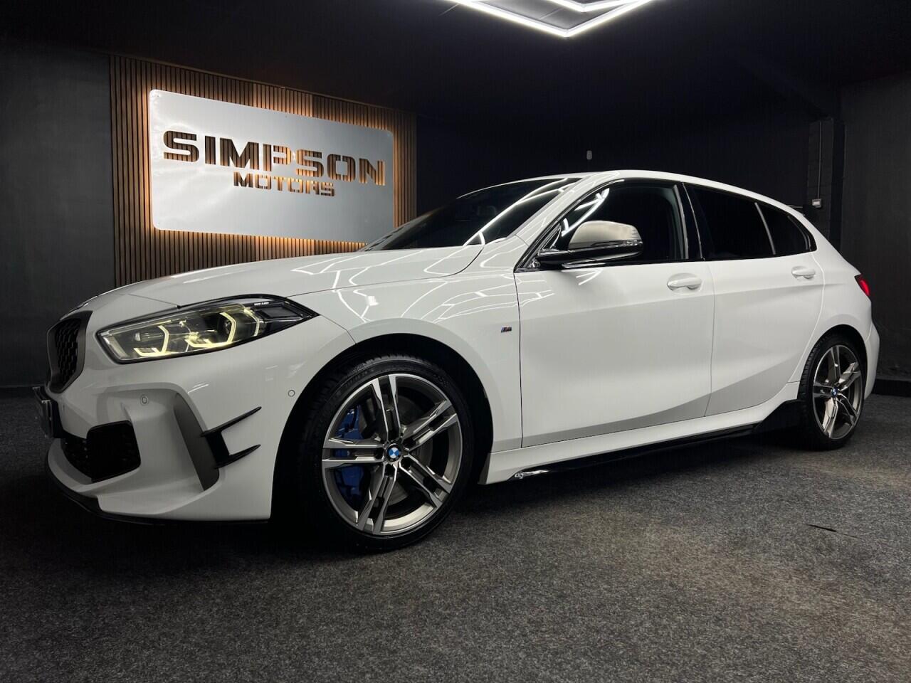 BMW 1 Series view 3