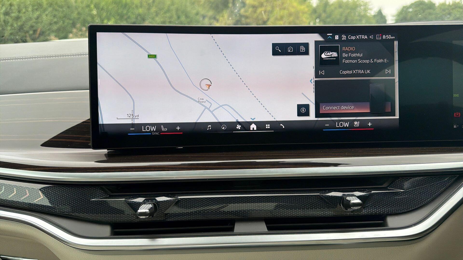 BMW X6 view 8