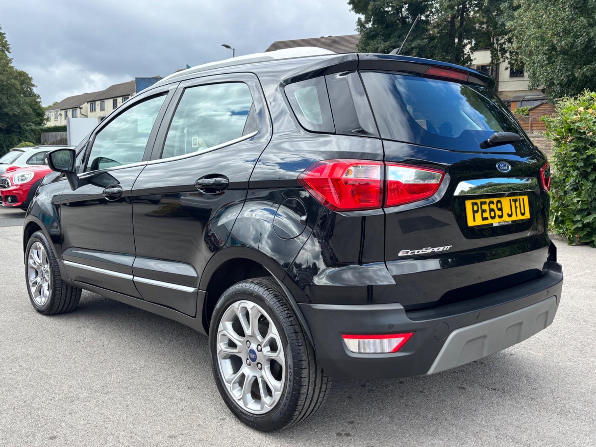 Ford Ecosport view 4