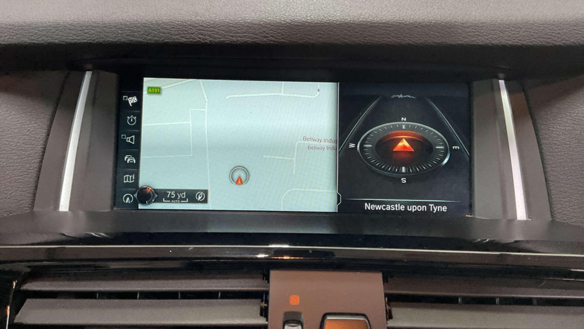 BMW X3 view 16