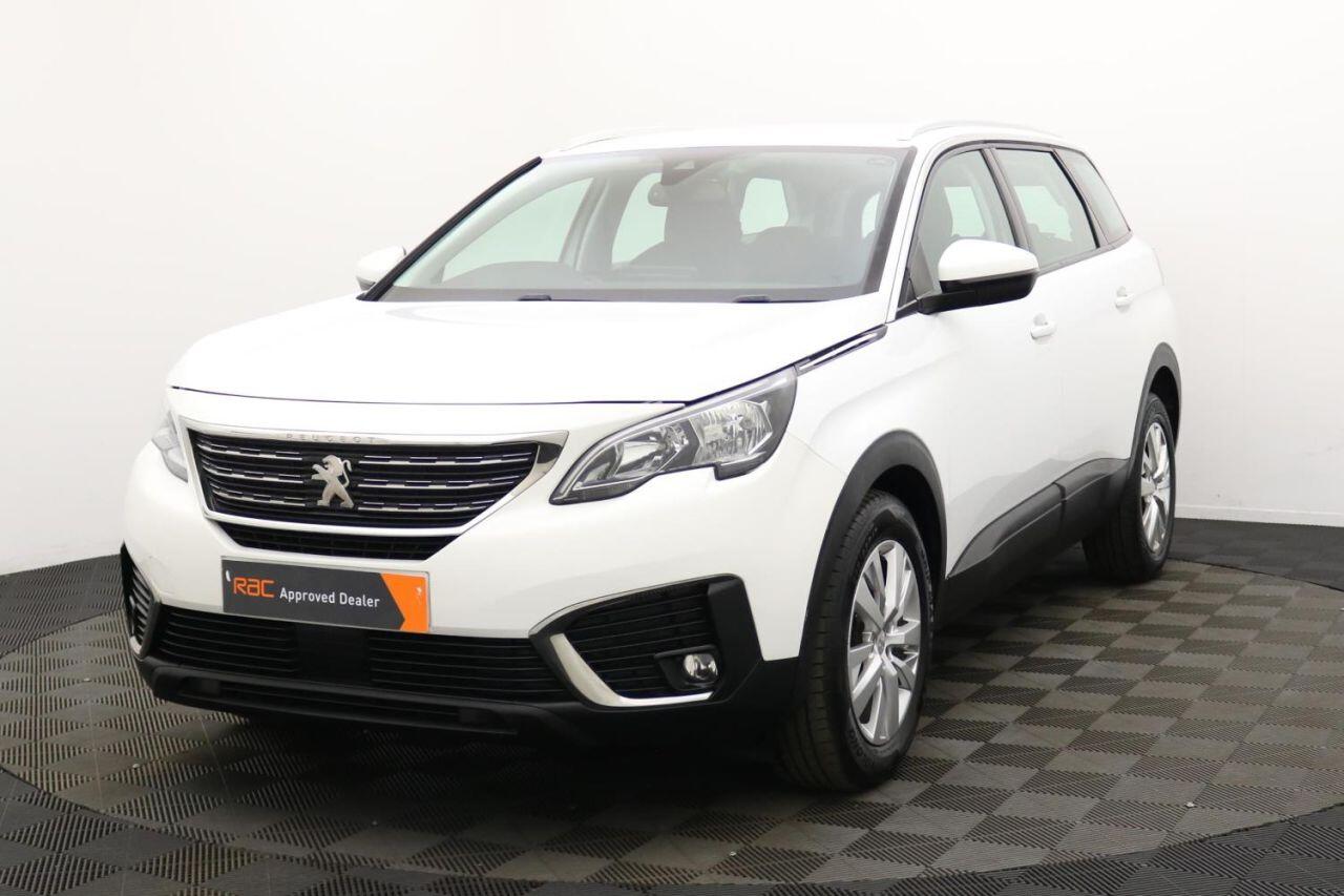 Peugeot 5008 view 9