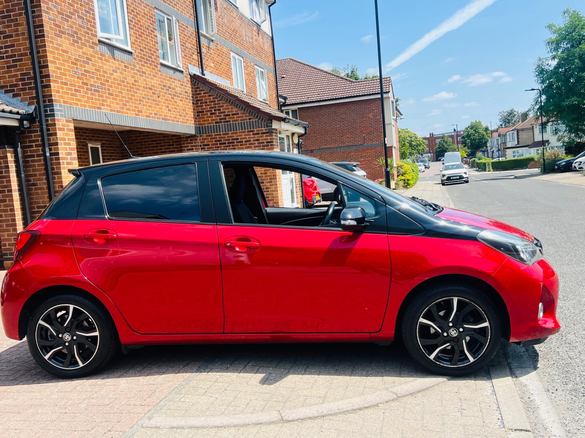 Toyota Yaris view 20
