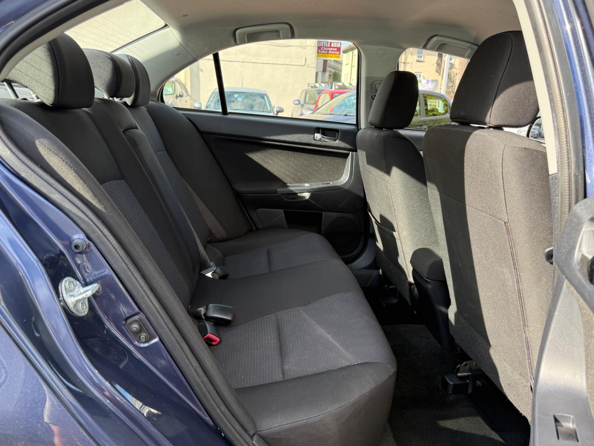 Mitsubishi Lancer - Image 35