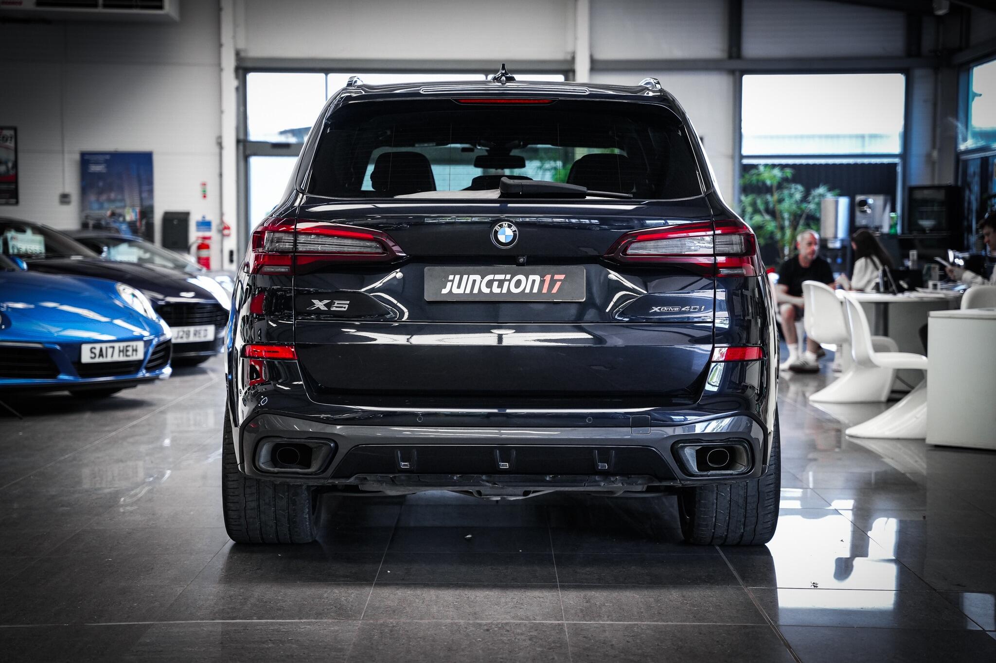 BMW X5 view 14