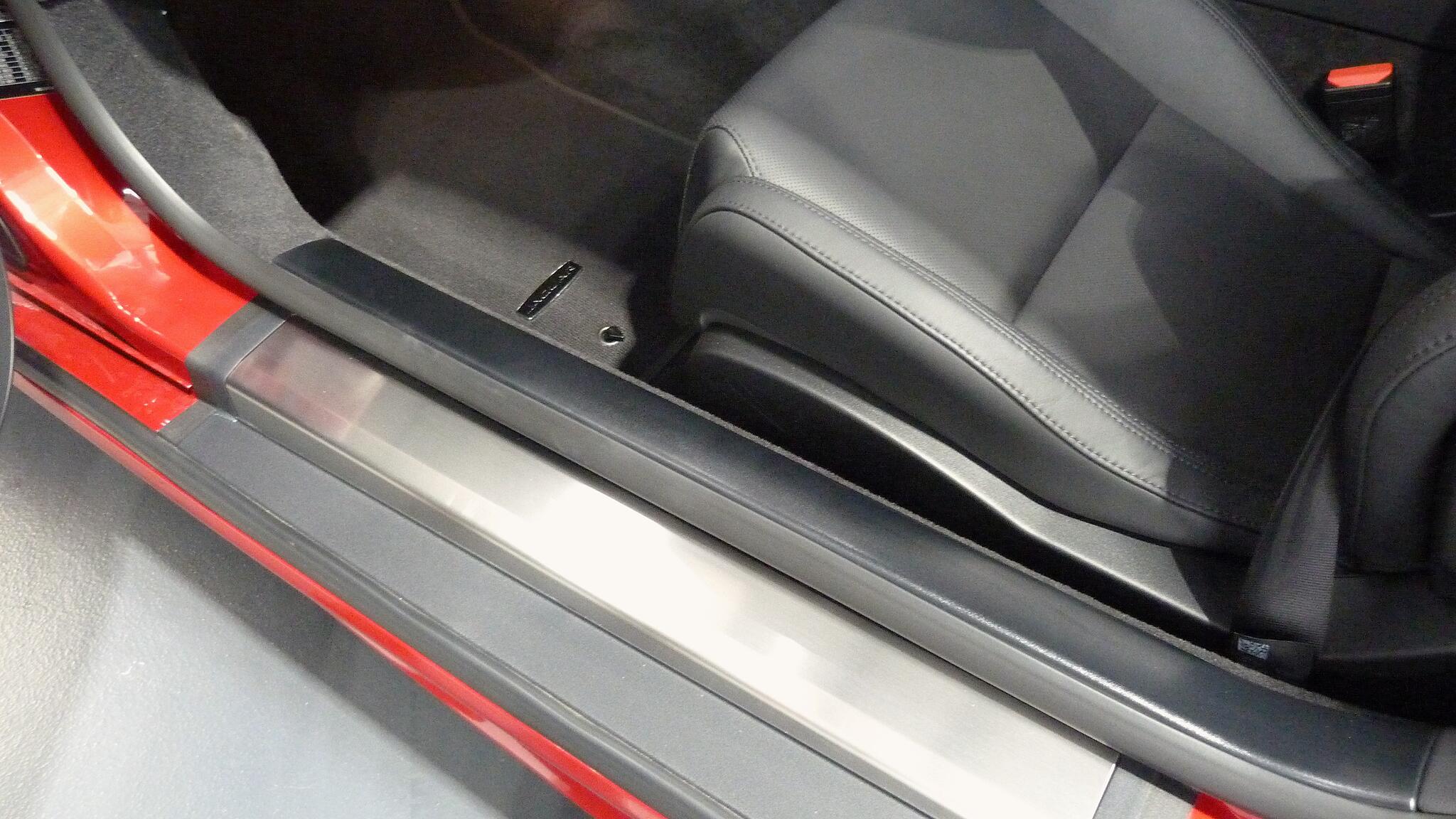 Jaguar F-Type view 39
