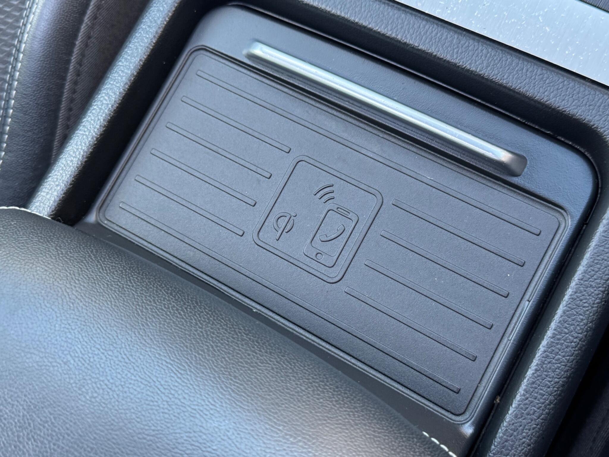 Audi Q5 view 24