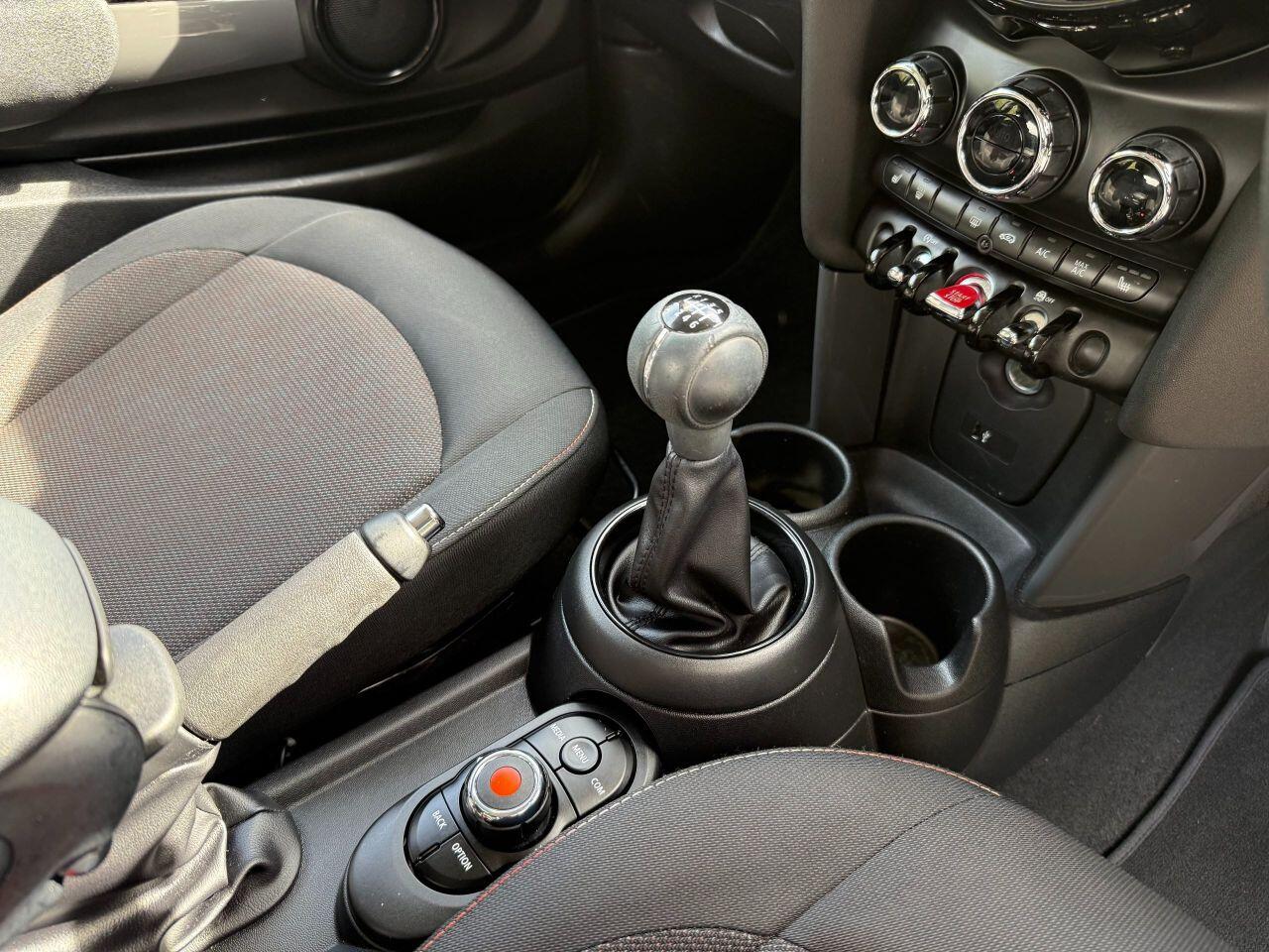 Mini Hatch view 20