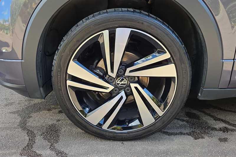 Volkswagen T-Cross view 38