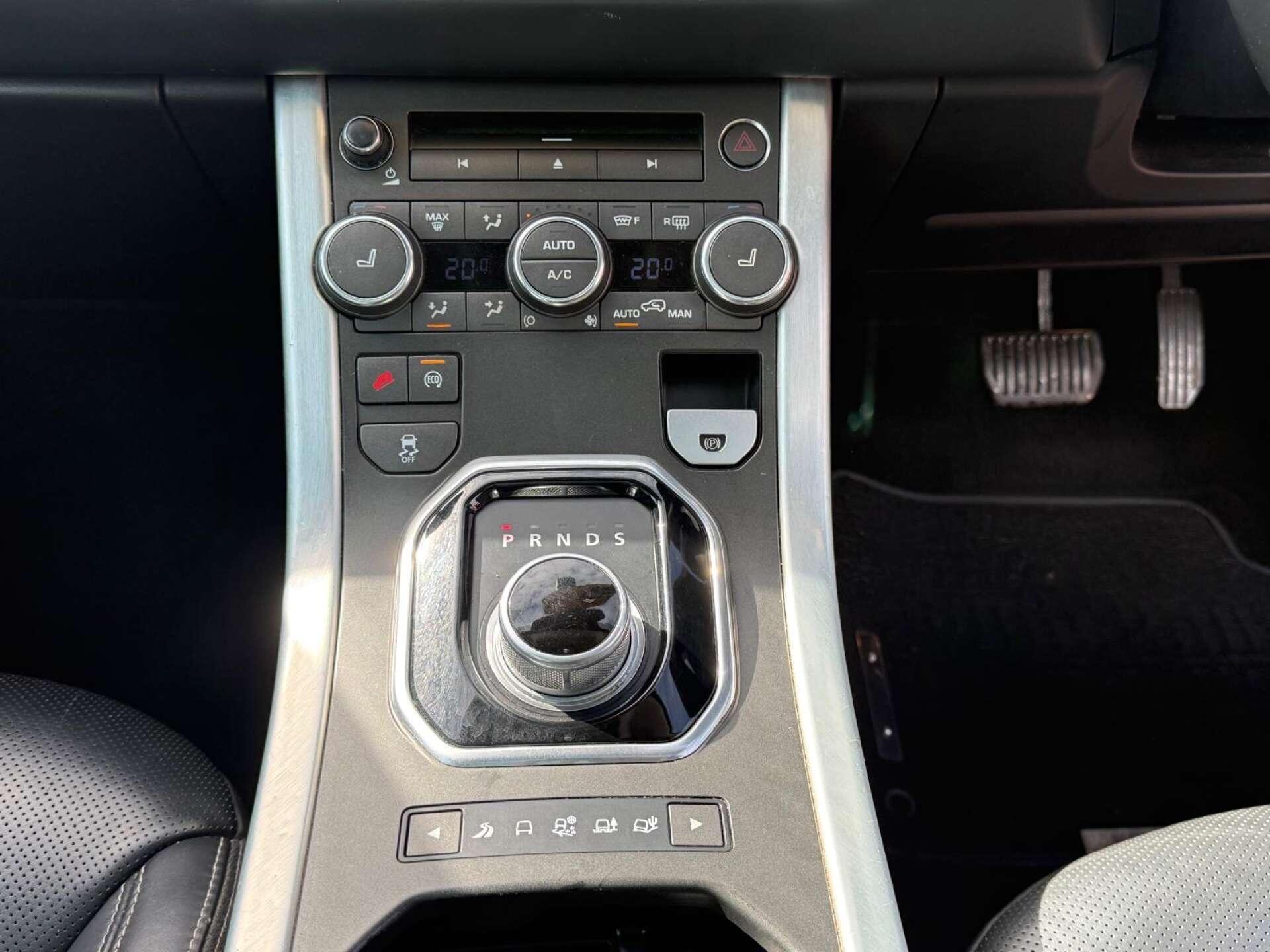 Land Rover Range Rover Evoque view 43