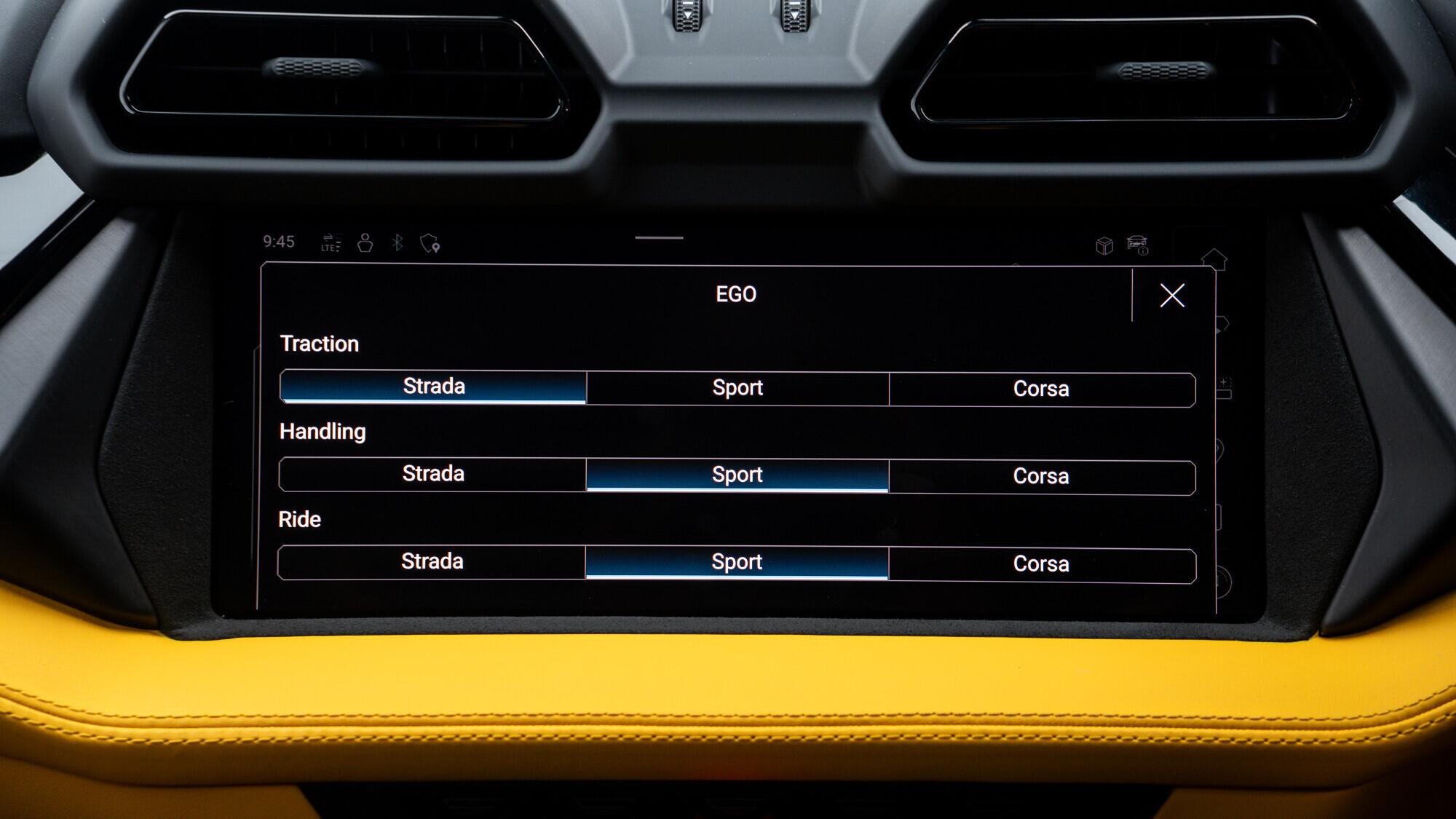Lamborghini Urus view 28