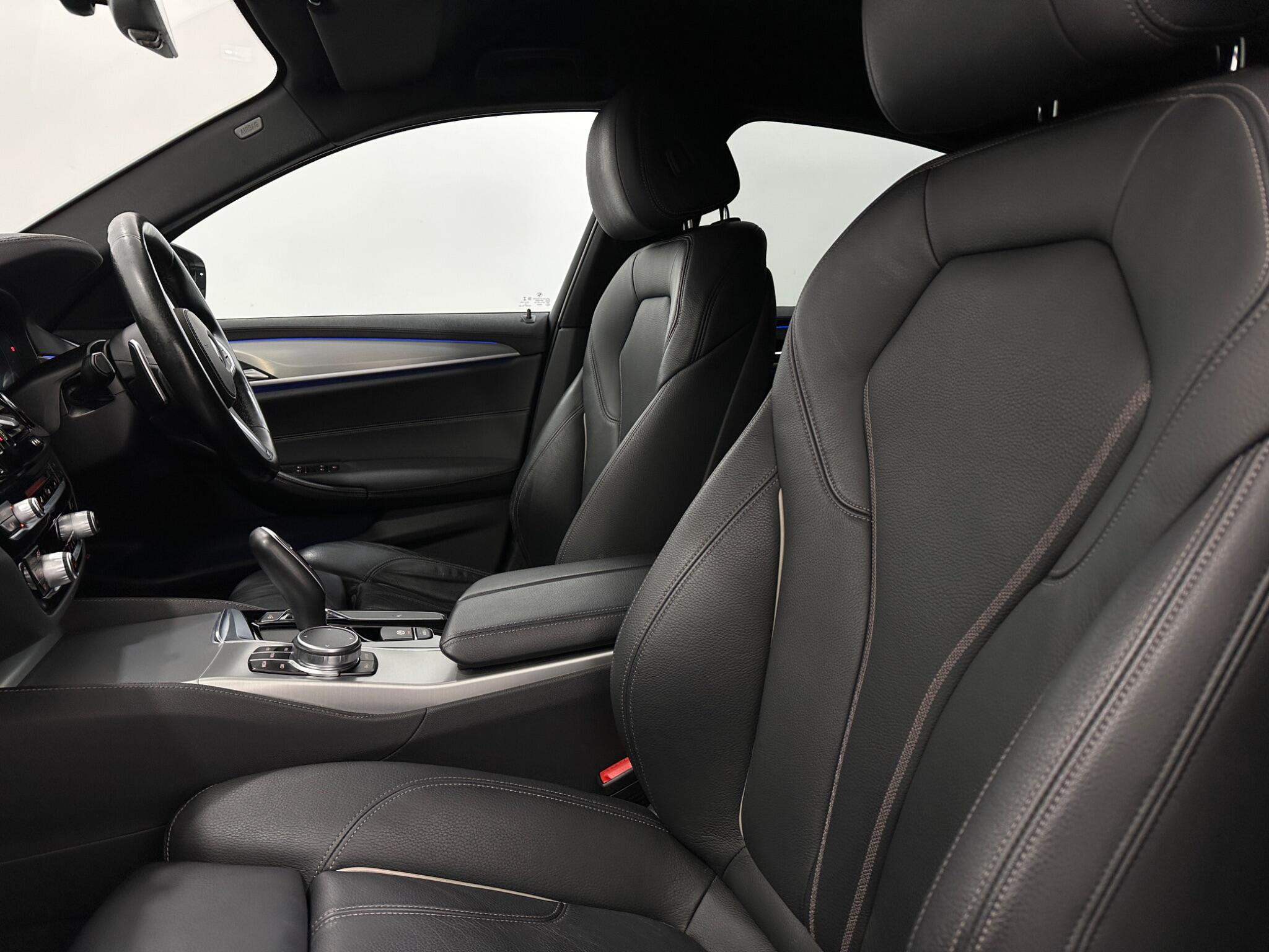 BMW 5 Series view 35