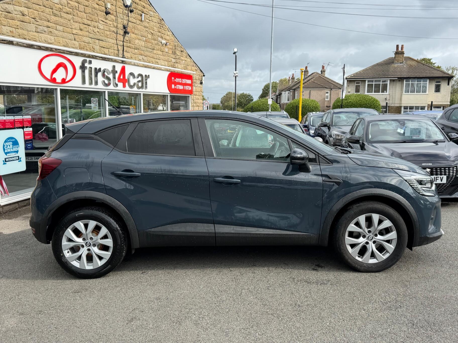 Renault Captur view 16