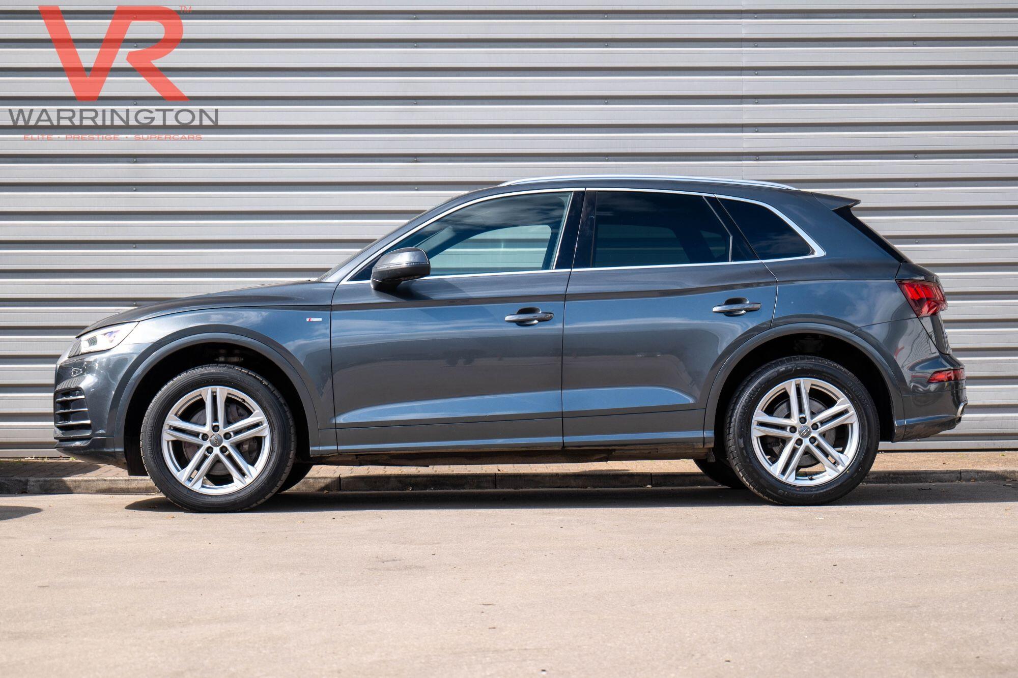 Audi Q5 view 7