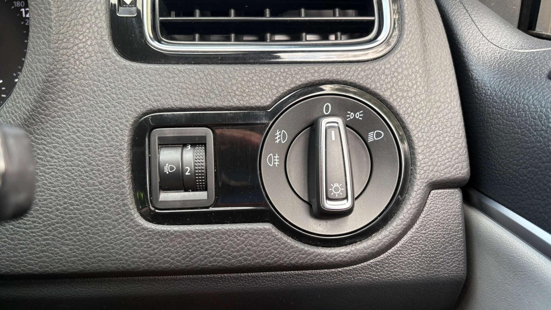 Volkswagen Polo view 19