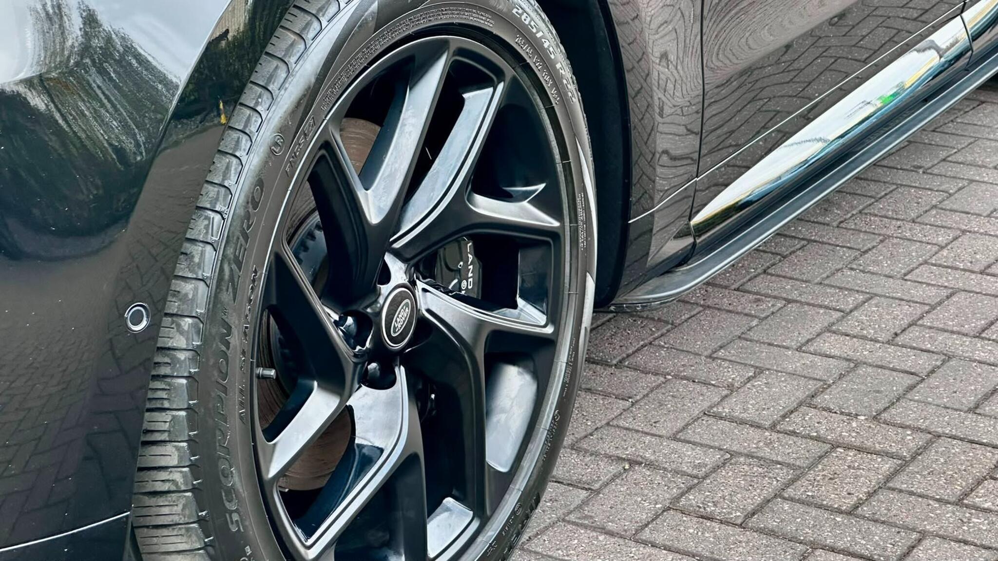 Land Rover Range Rover view 20