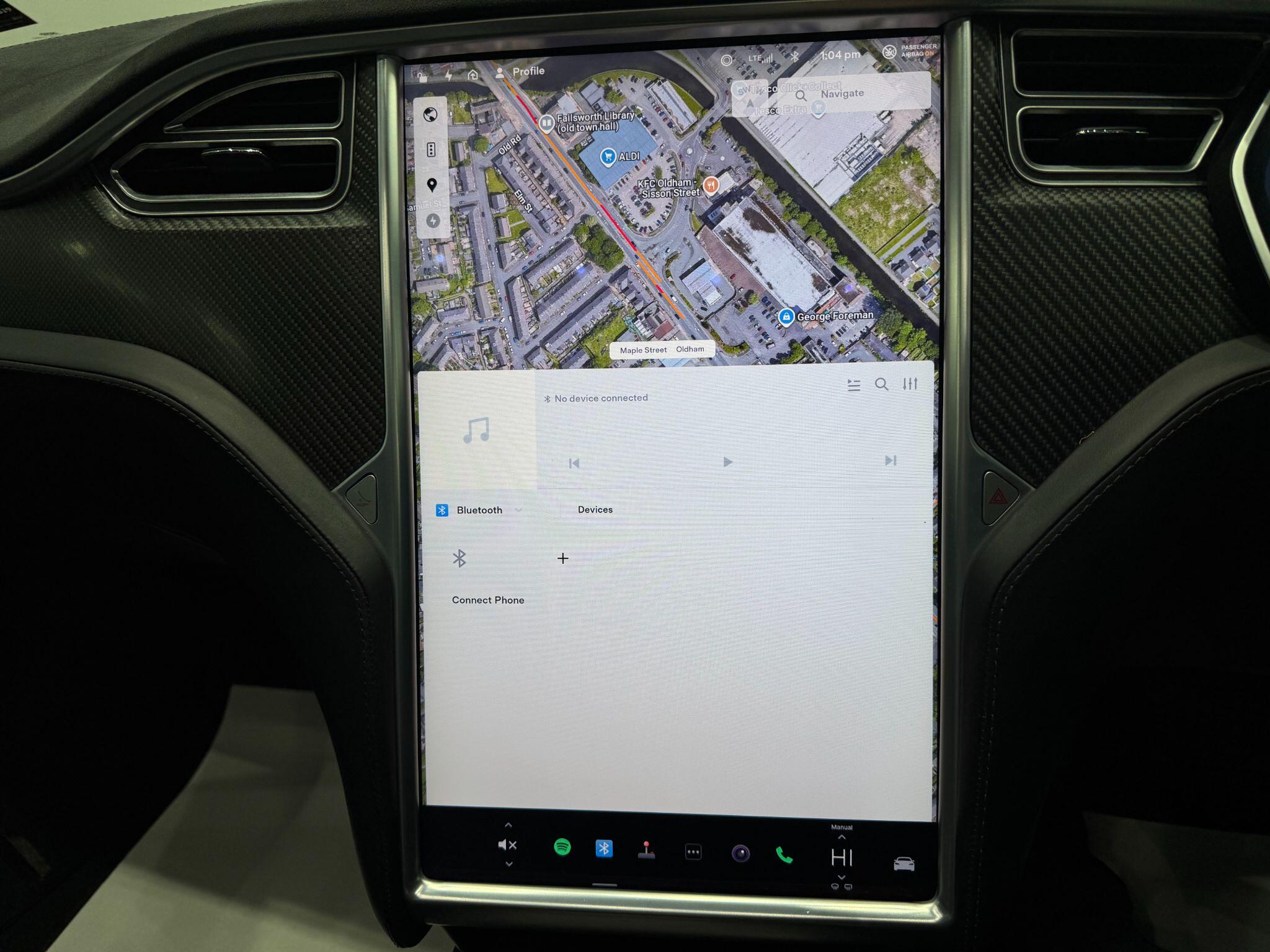 Tesla Model S view 36