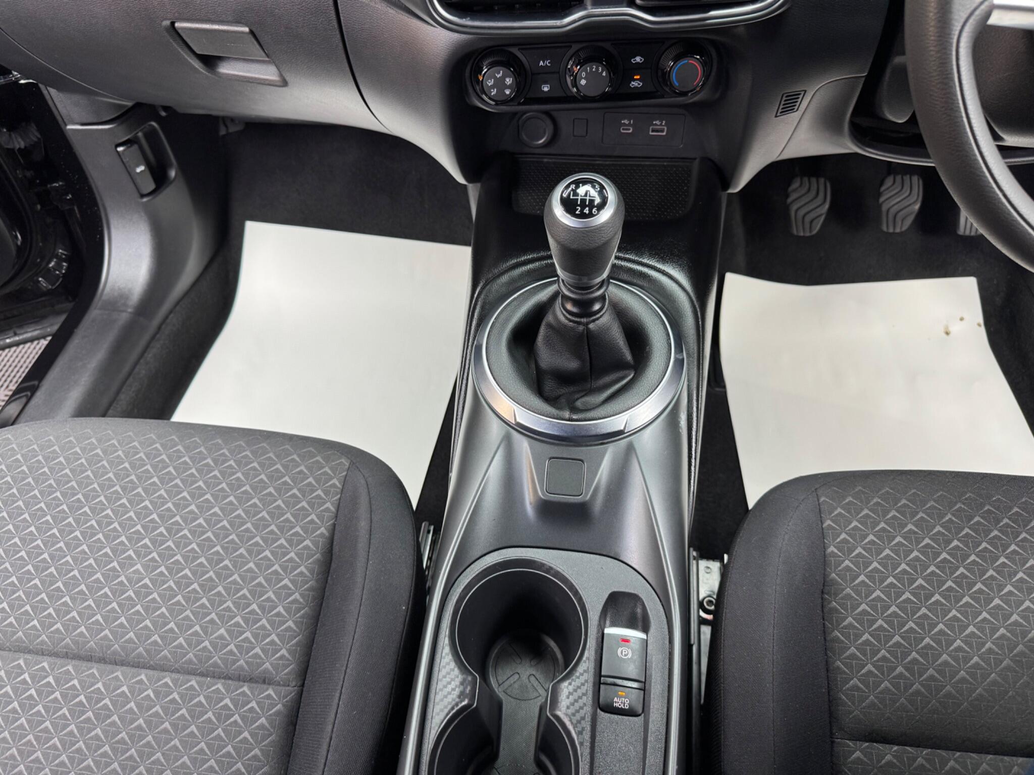 Nissan Juke view 24