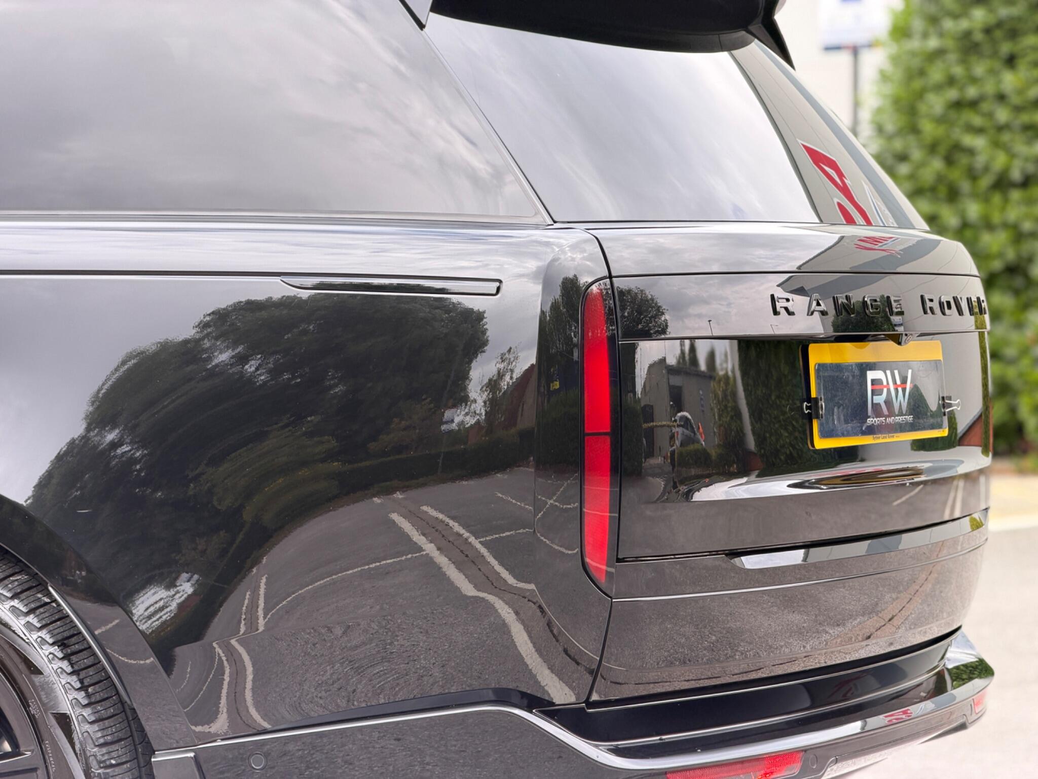 Land Rover Range Rover view 30