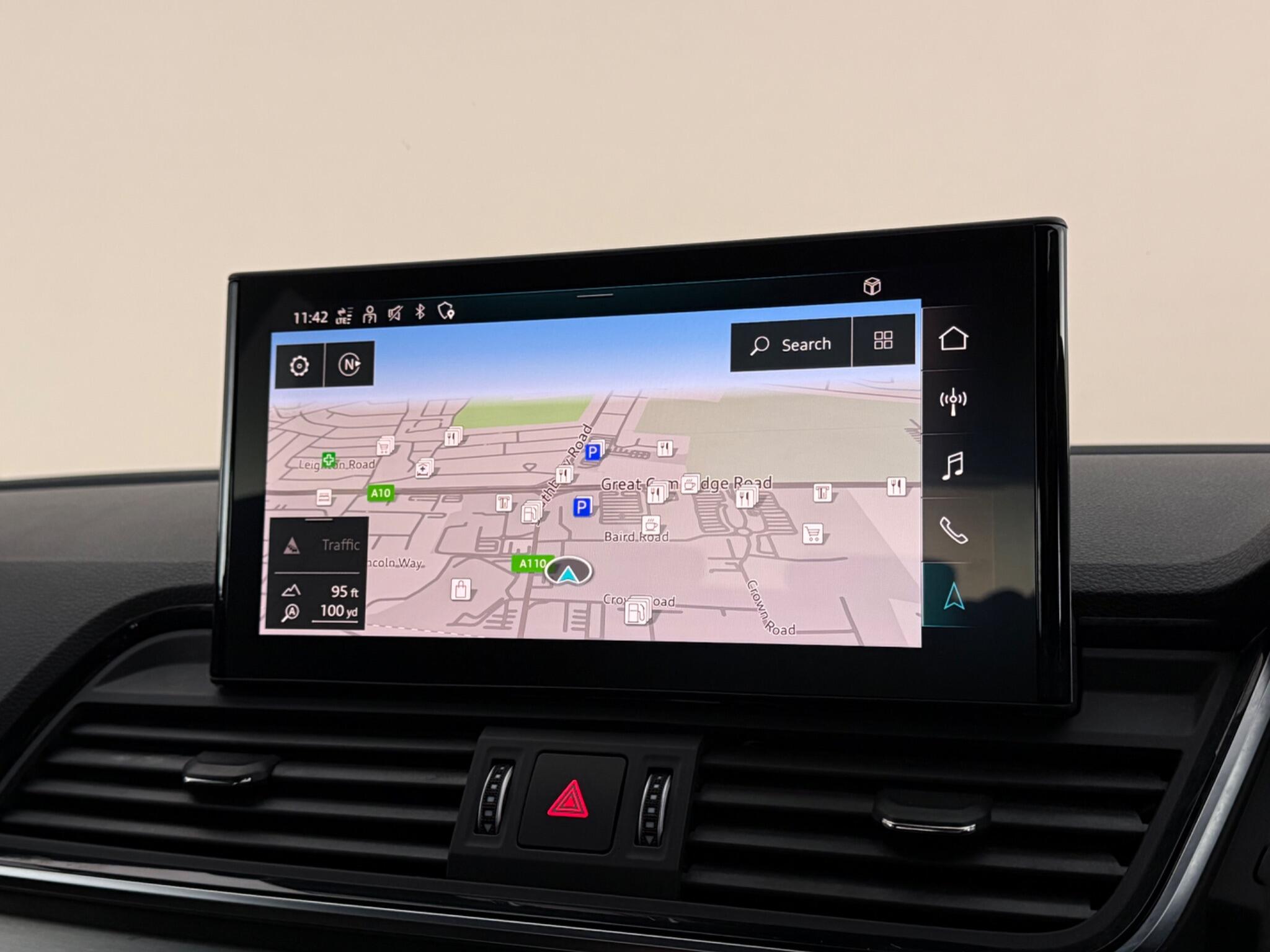 Audi Q5 view 24