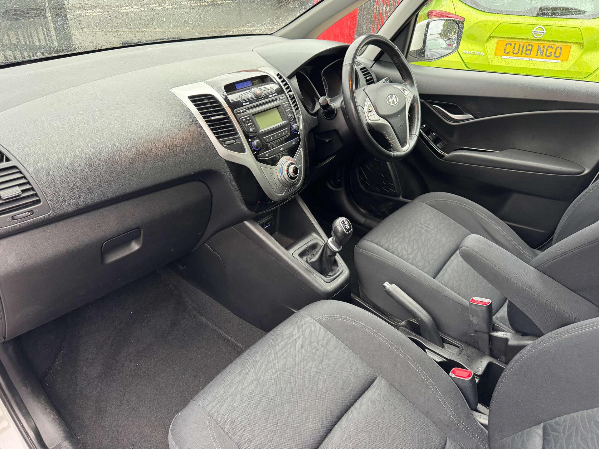 Hyundai Ix20 view 13