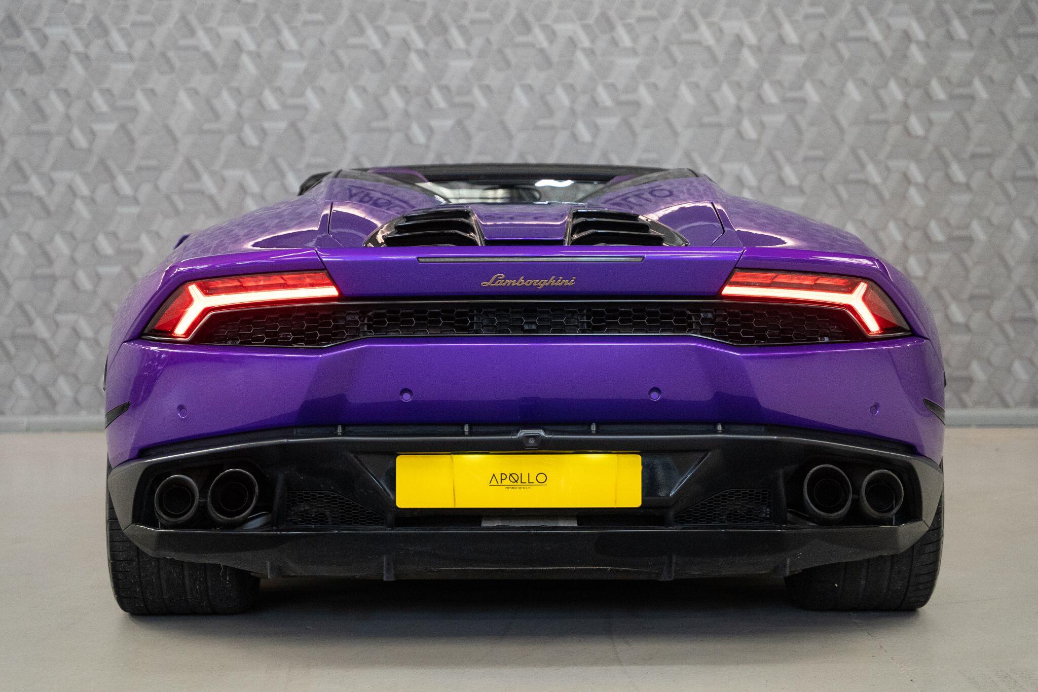 Lamborghini Huracan view 47