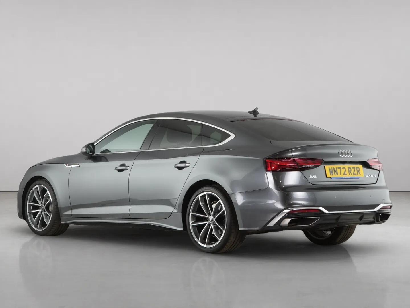 Audi A5 view 9