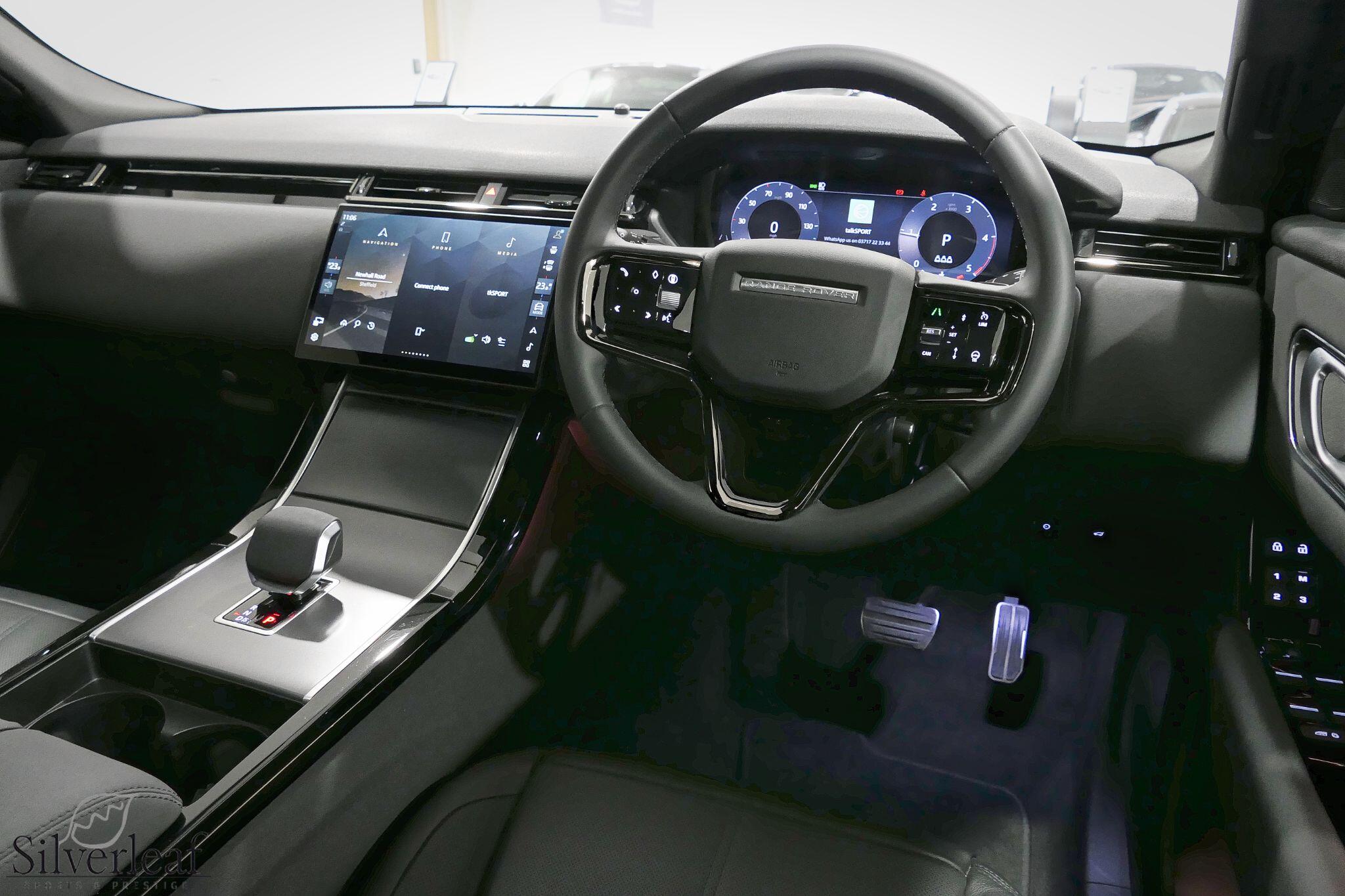 Land Rover Range Rover Velar view 13