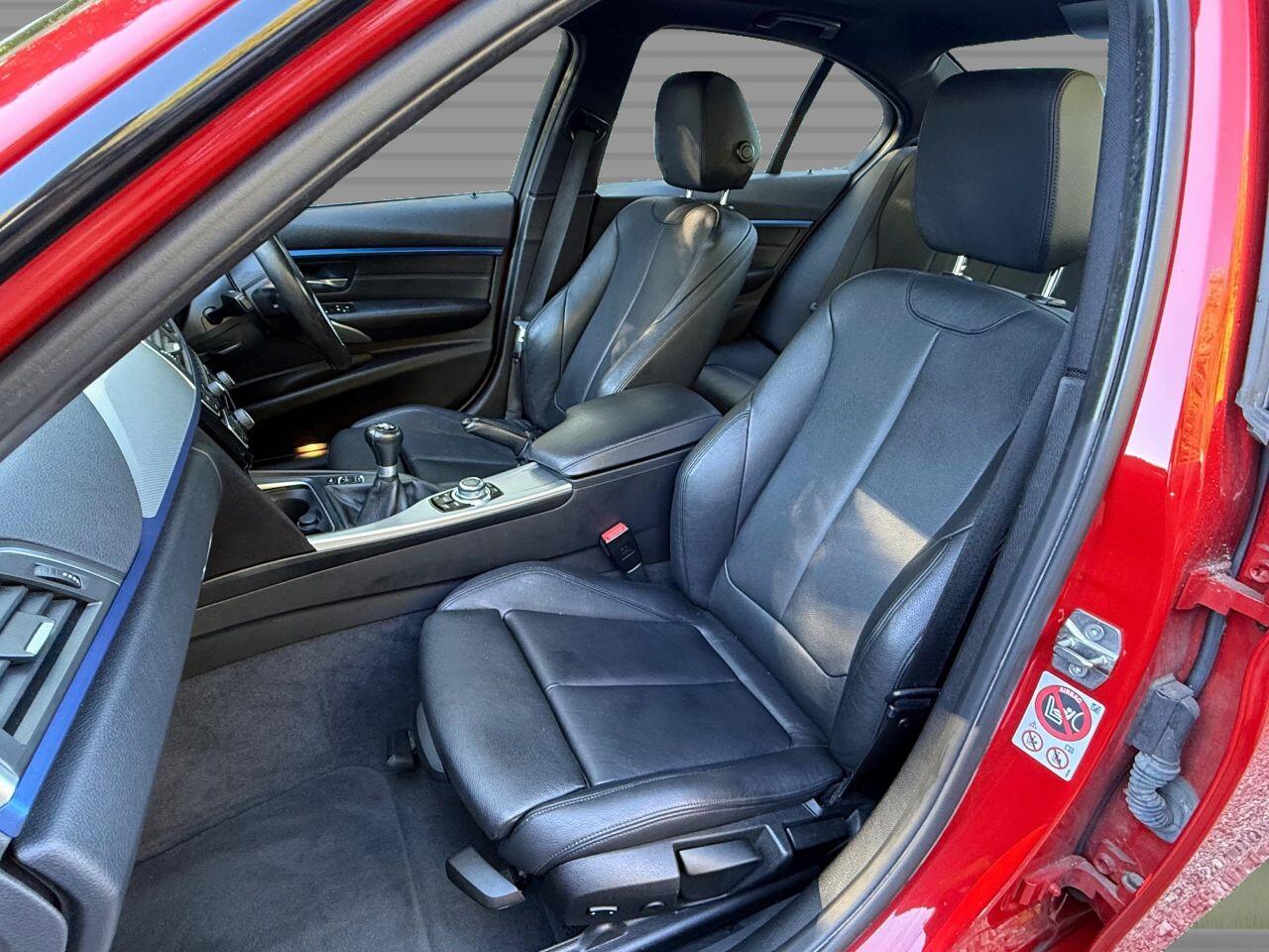 BMW 3 Series view 28