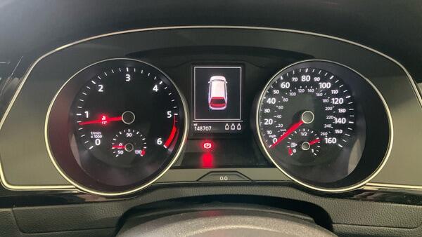 Volkswagen Passat view 12