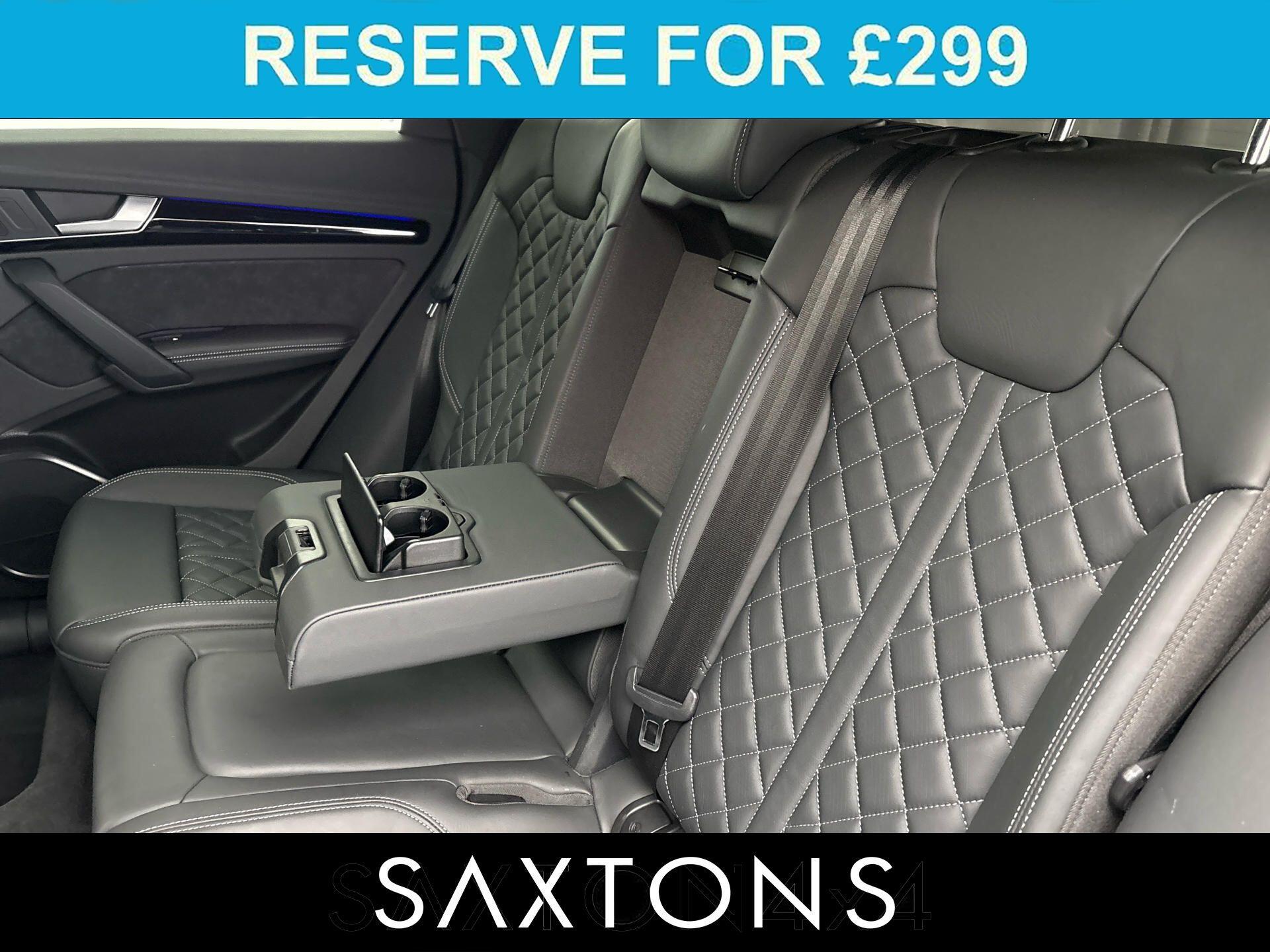 Audi Q5 view 11