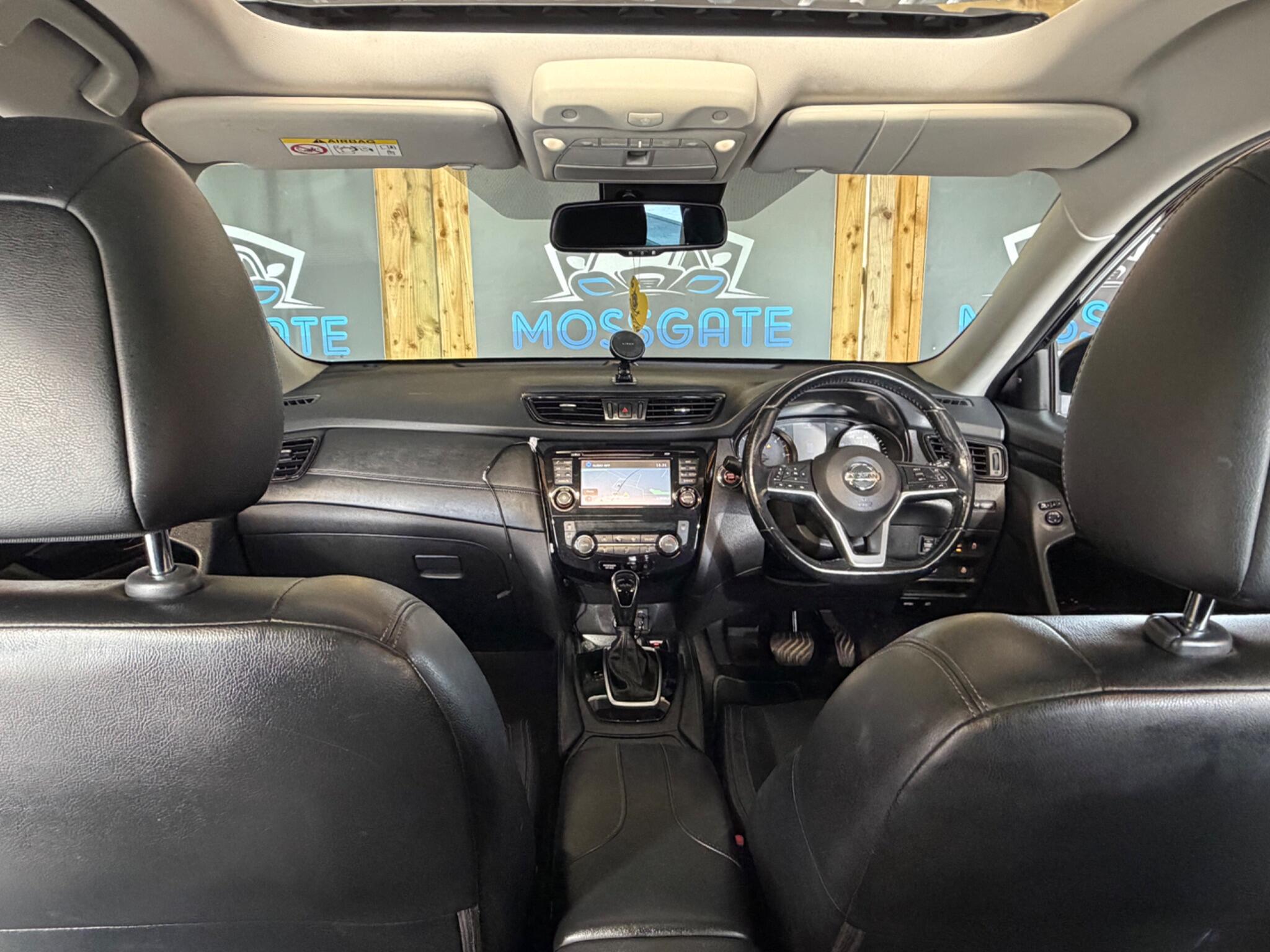 Nissan X-Trail view 17