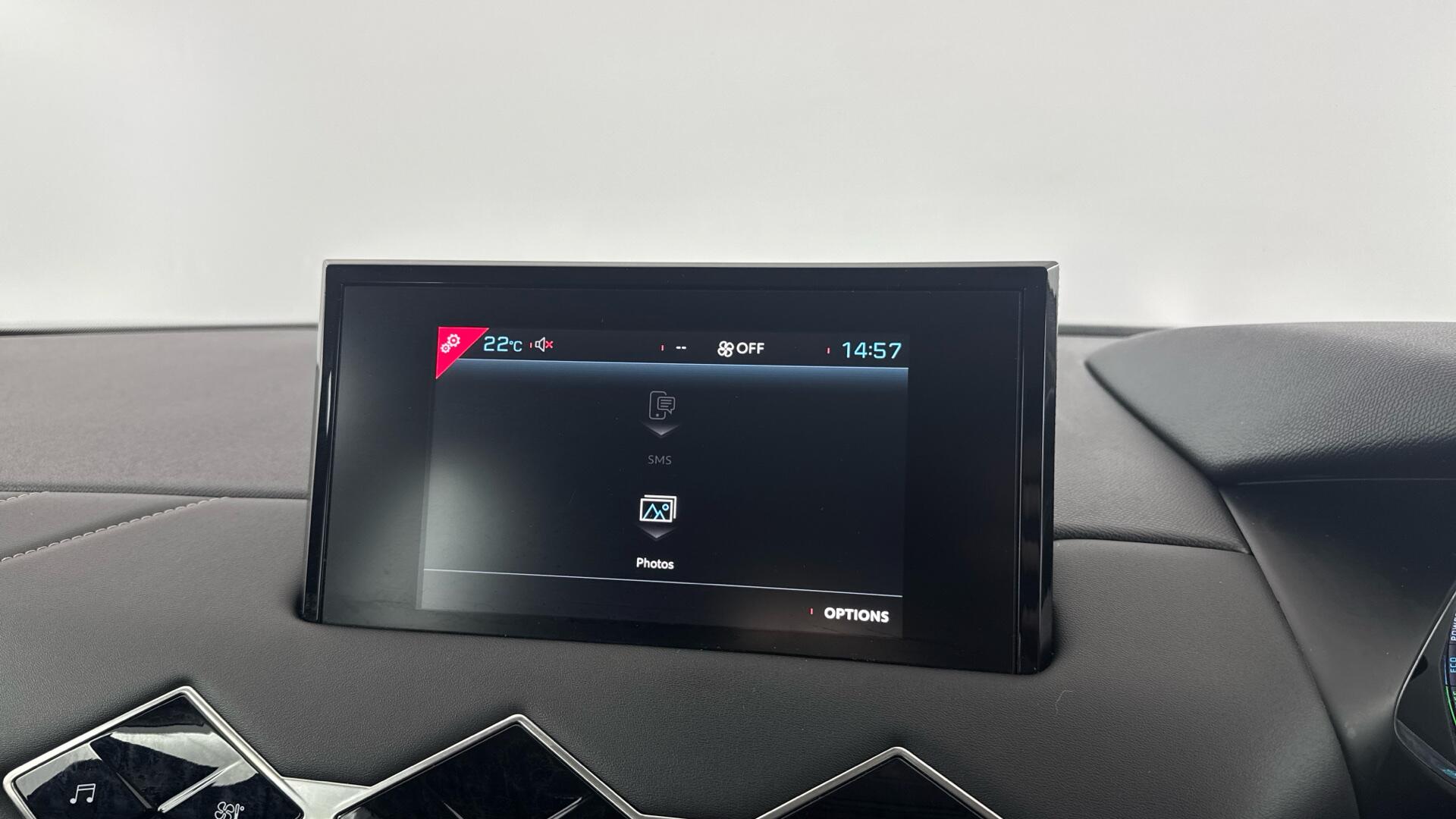 DS Automobiles DS 3 Crossback view 29
