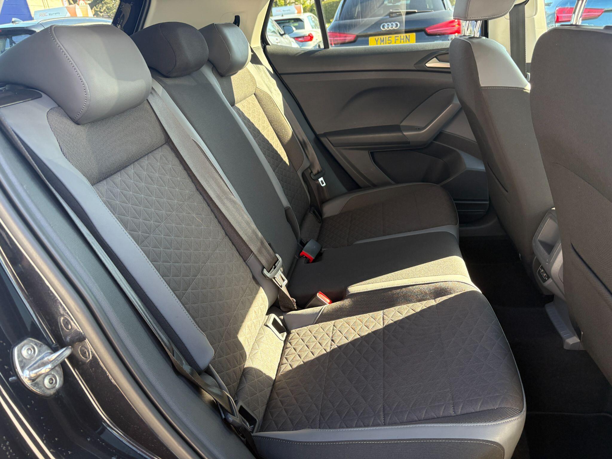 Volkswagen T-Cross view 22