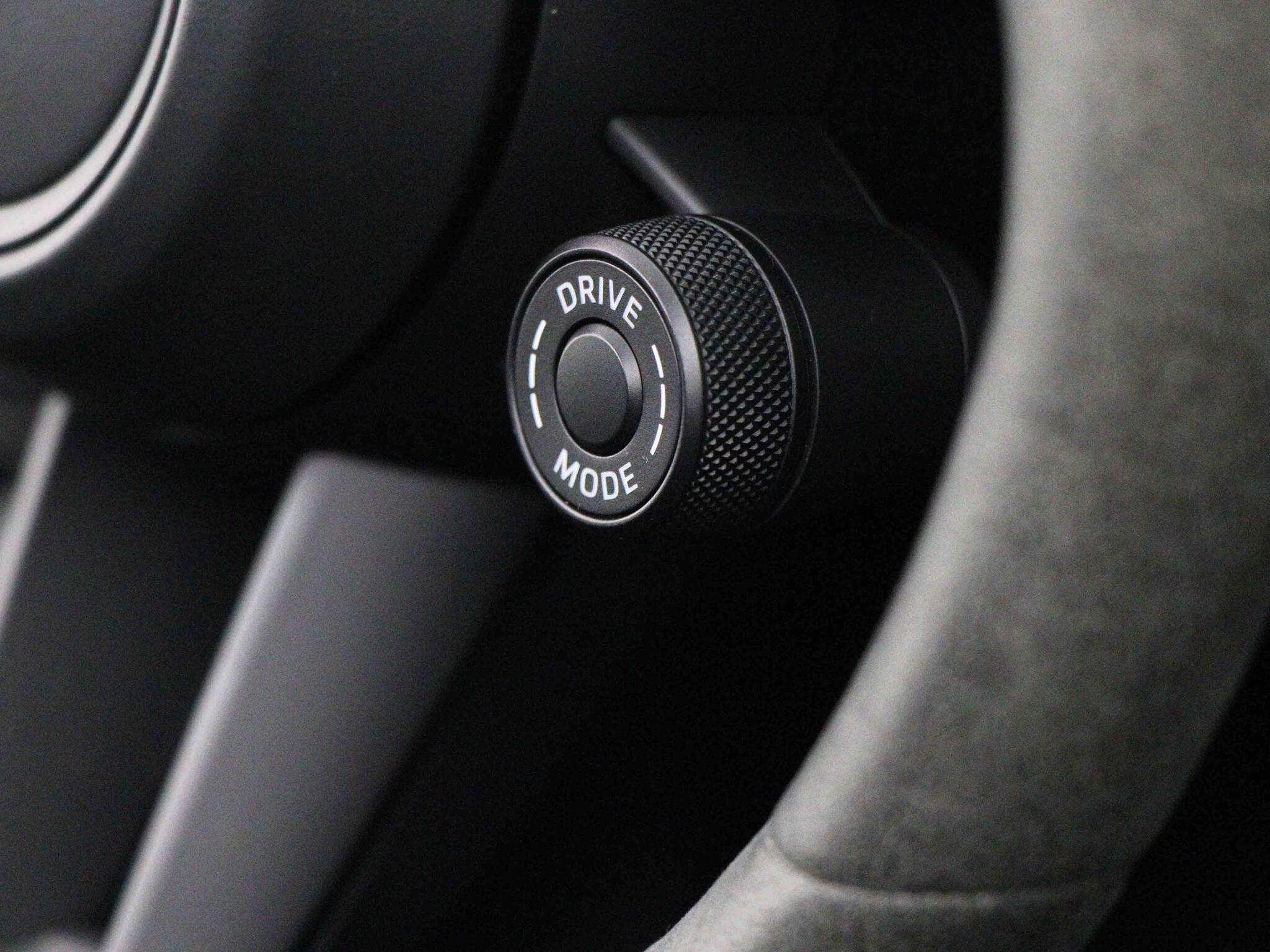 Porsche Macan view 40