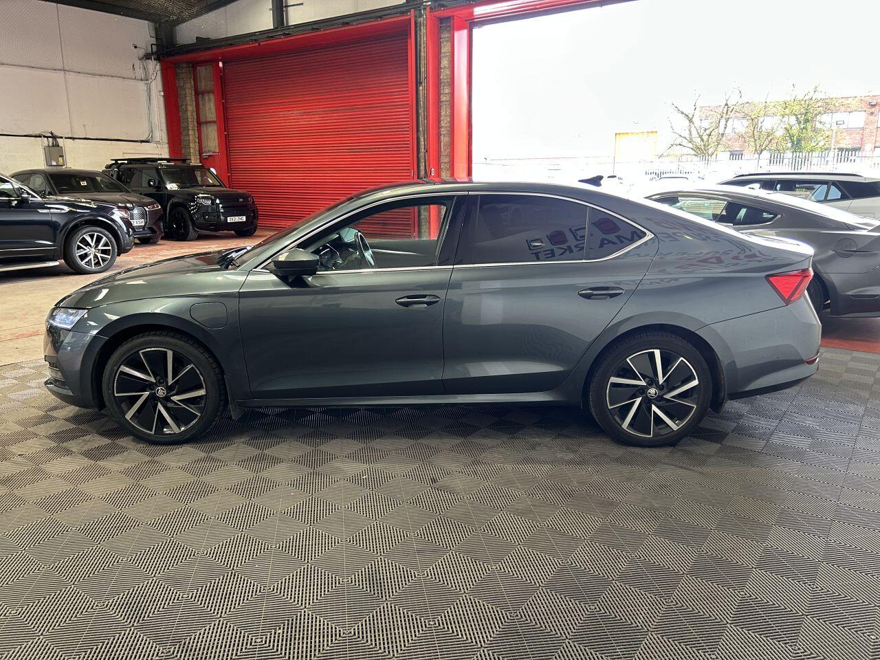 Skoda Octavia view 6