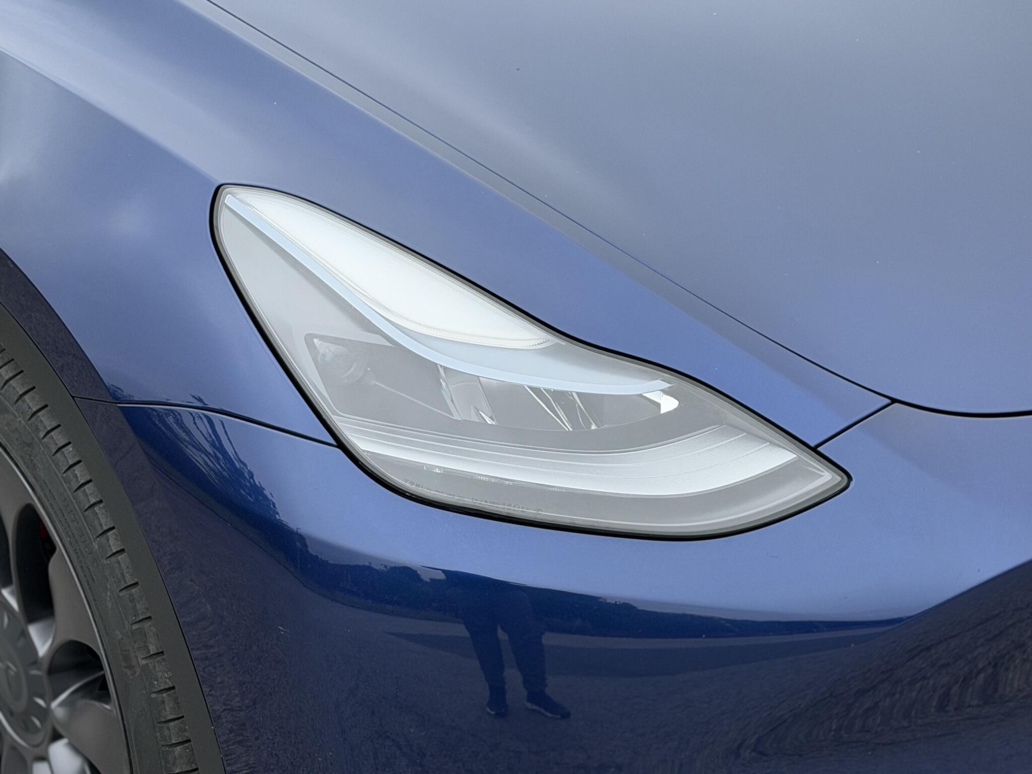 Tesla Model Y view 34