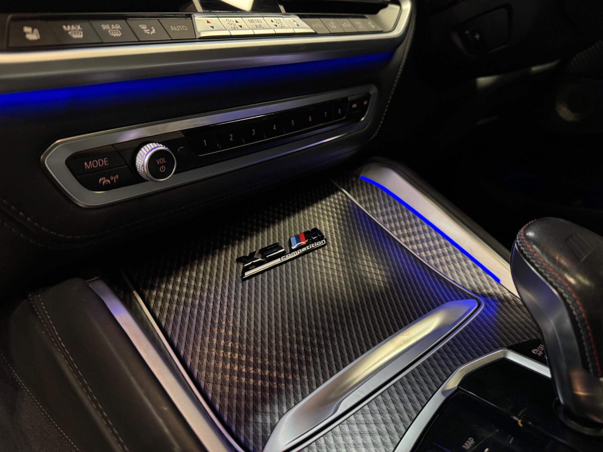 BMW X5 M view 32
