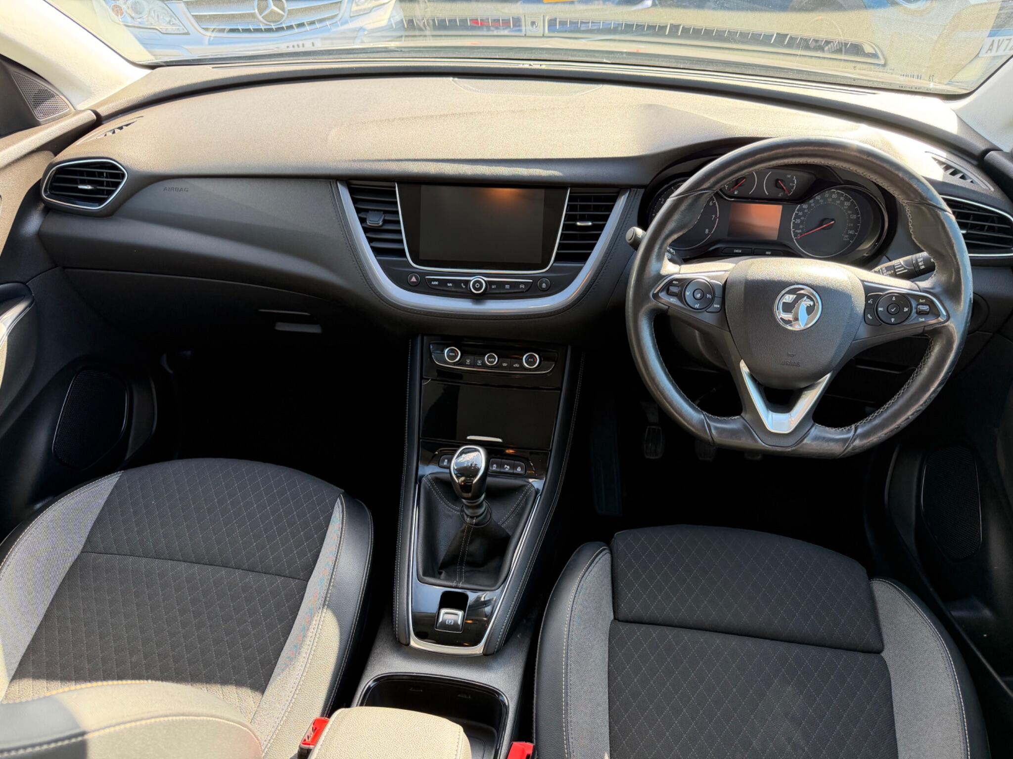 Vauxhall Grandland X view 15