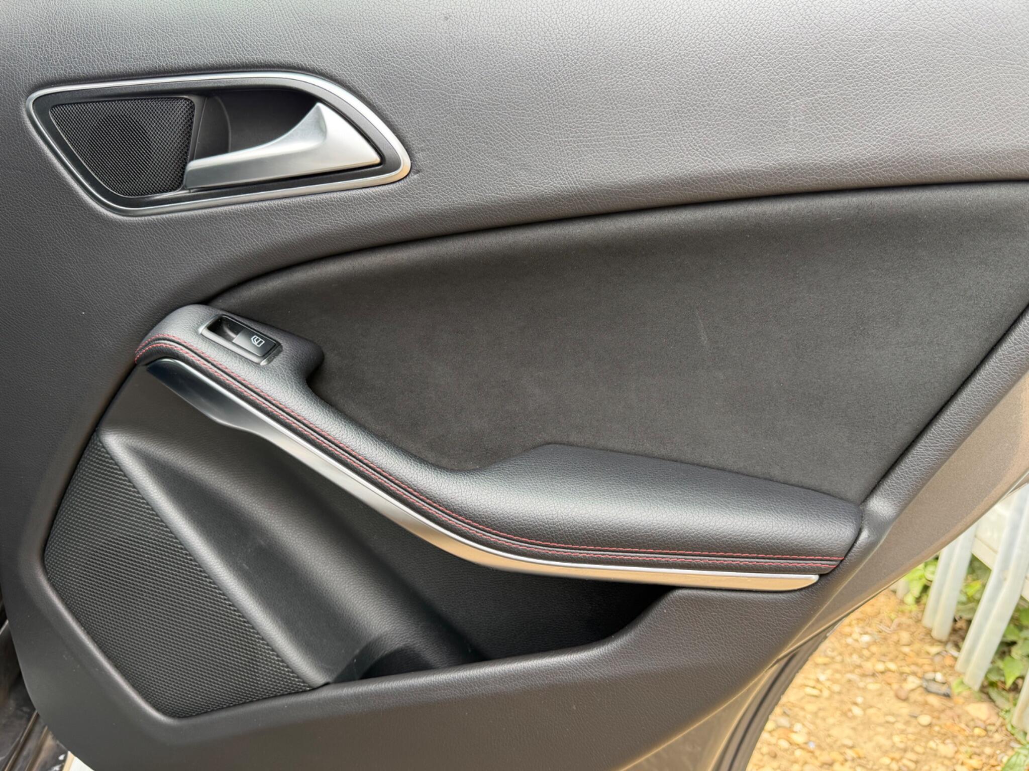 Mercedes-Benz A Class view 25