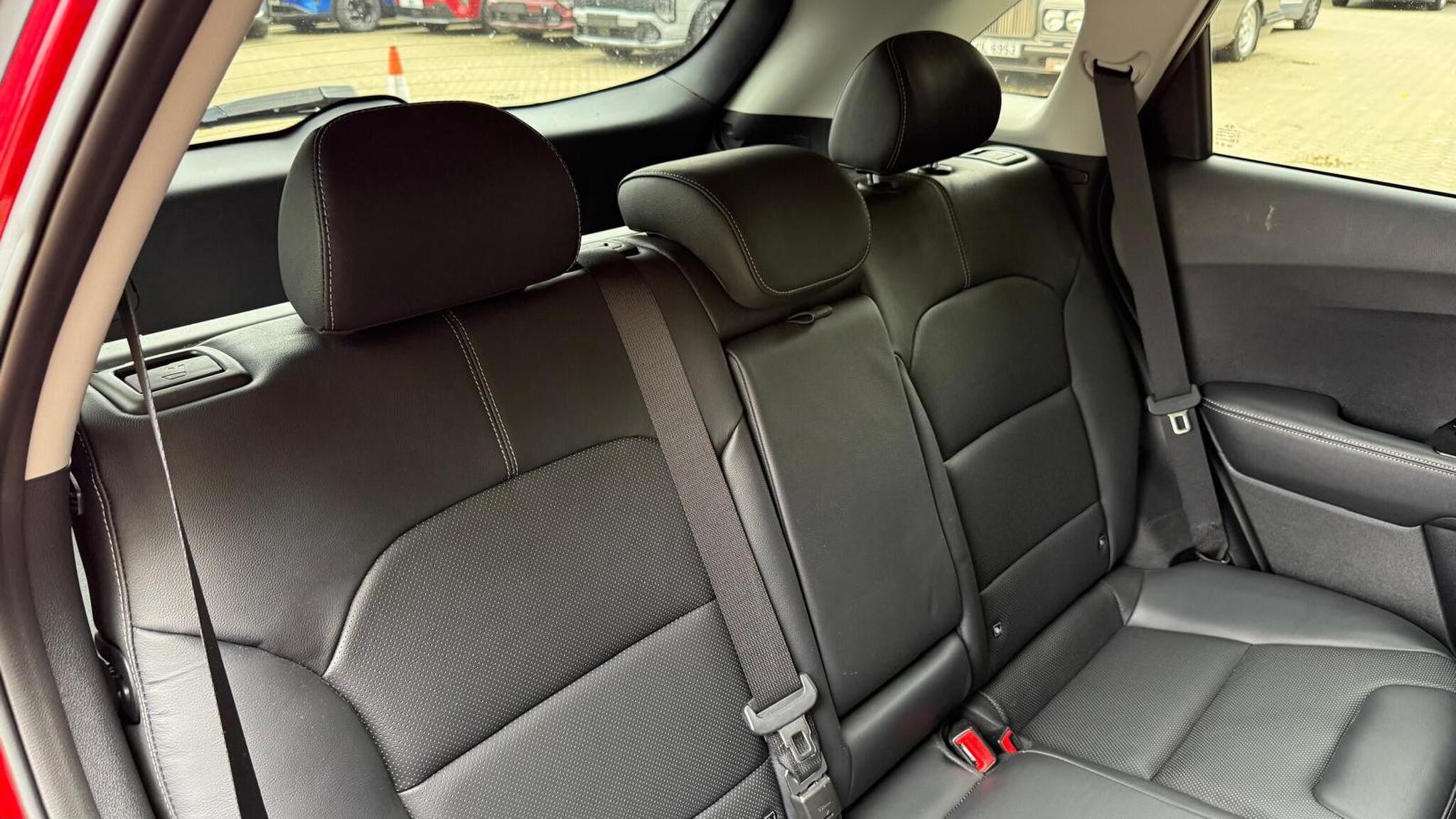 Kia Niro view 27