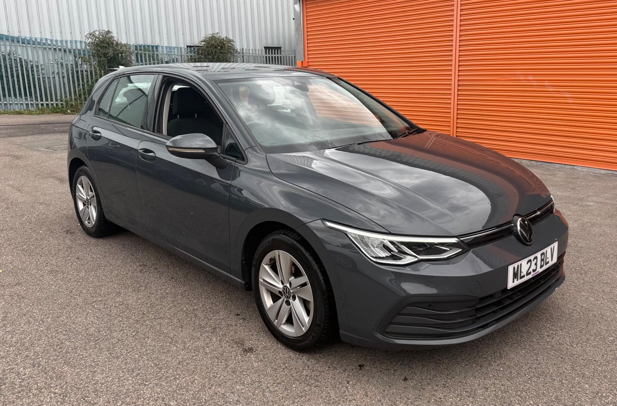 Volkswagen Golf view 11
