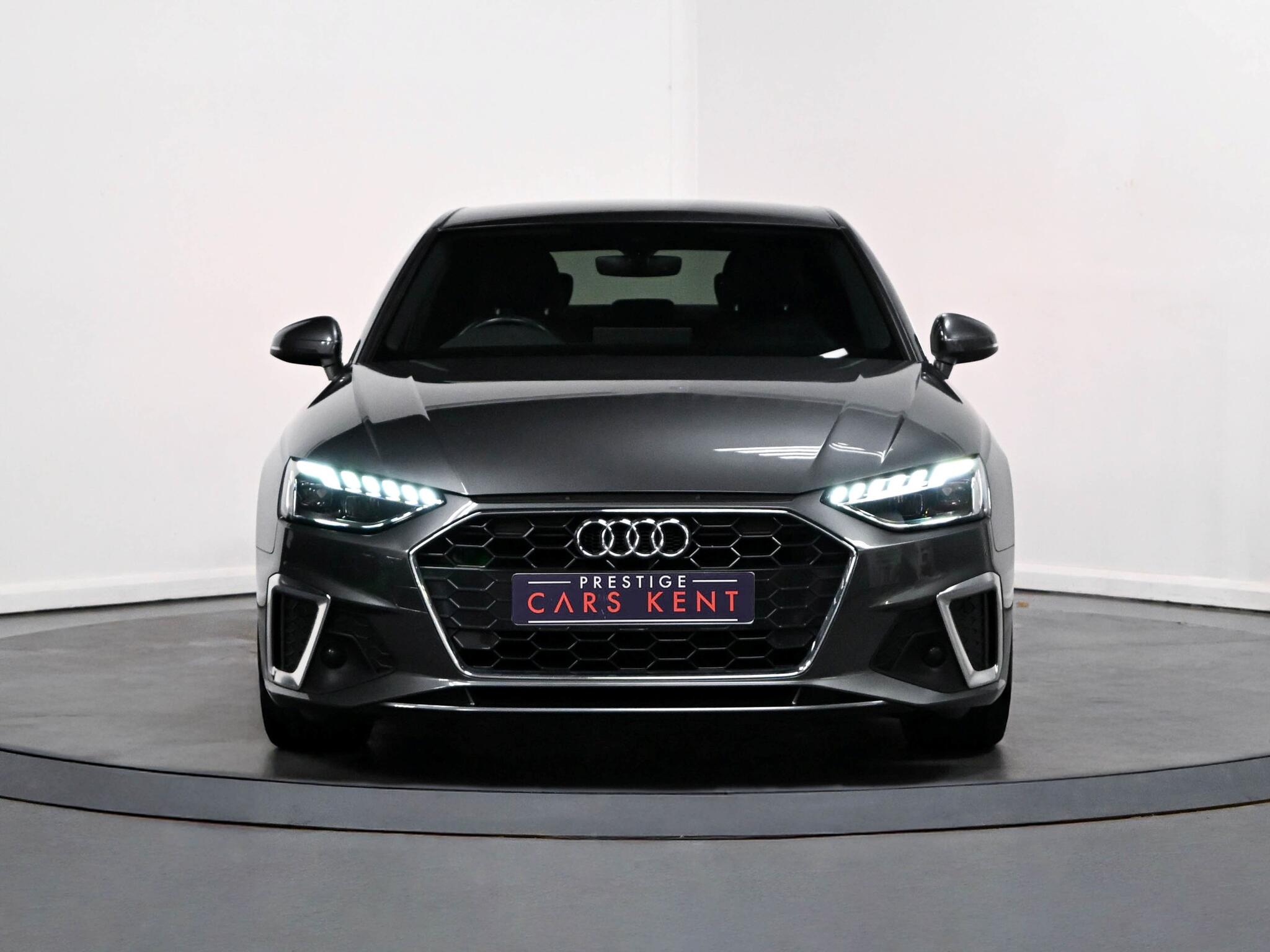 Audi A4 view 34