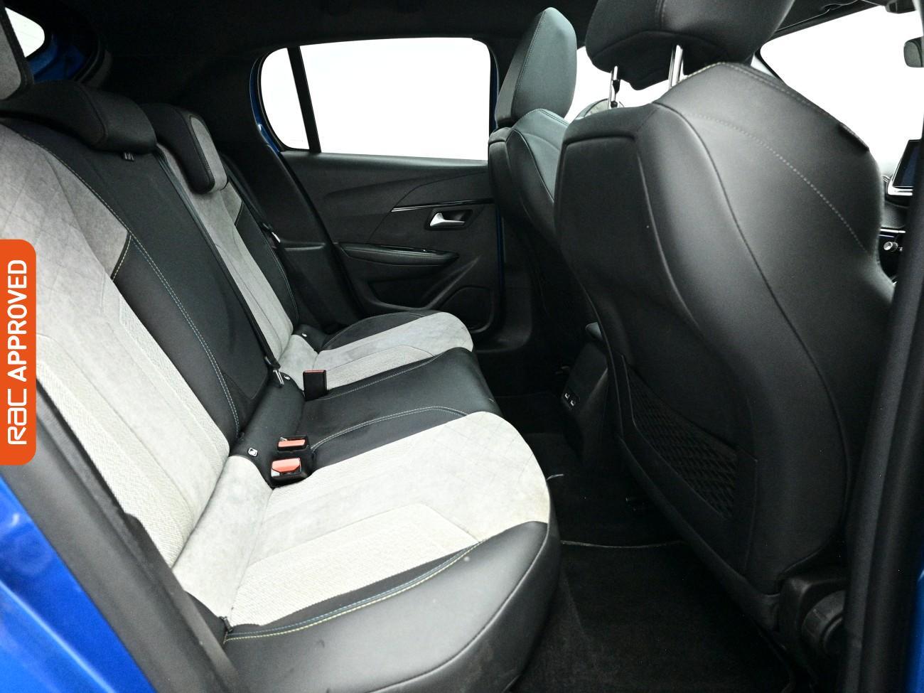 Peugeot E-208 view 14