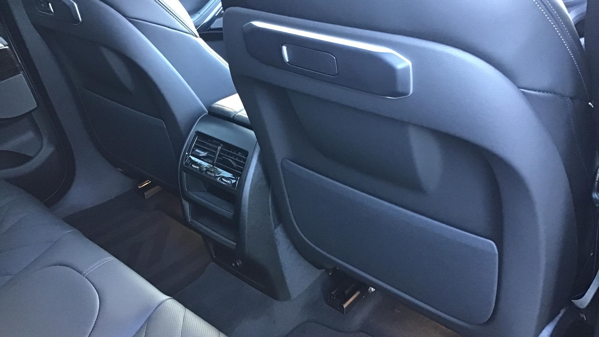BMW X6 view 29