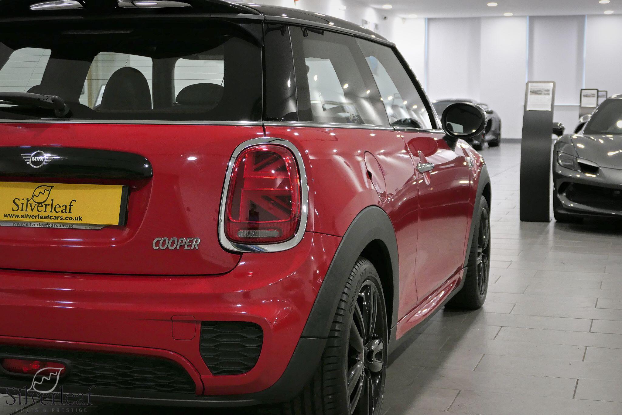 Mini Cooper view 28