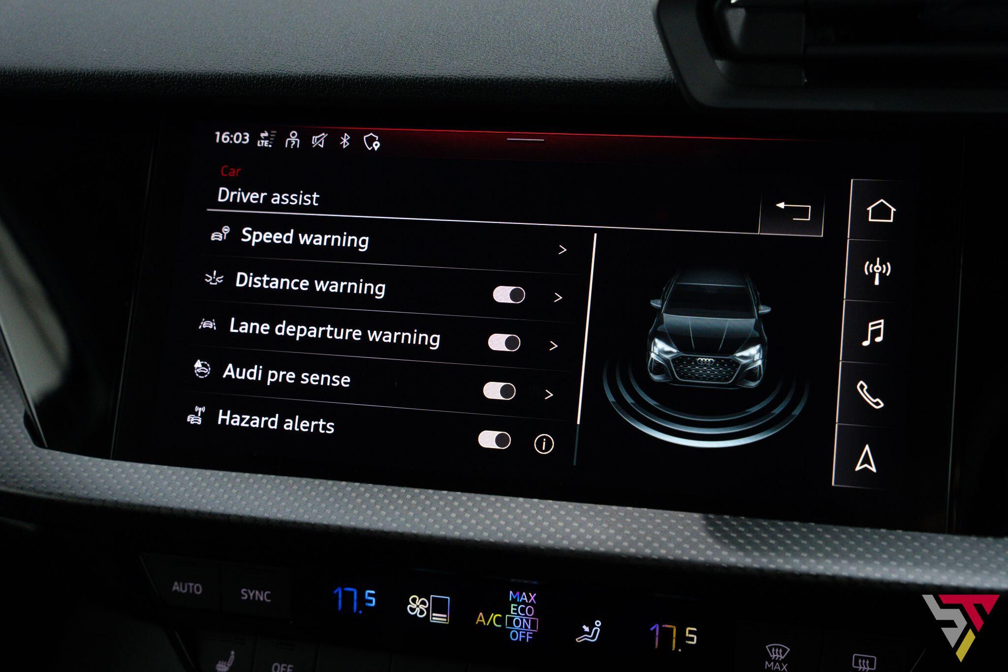 Audi RS3 view 45