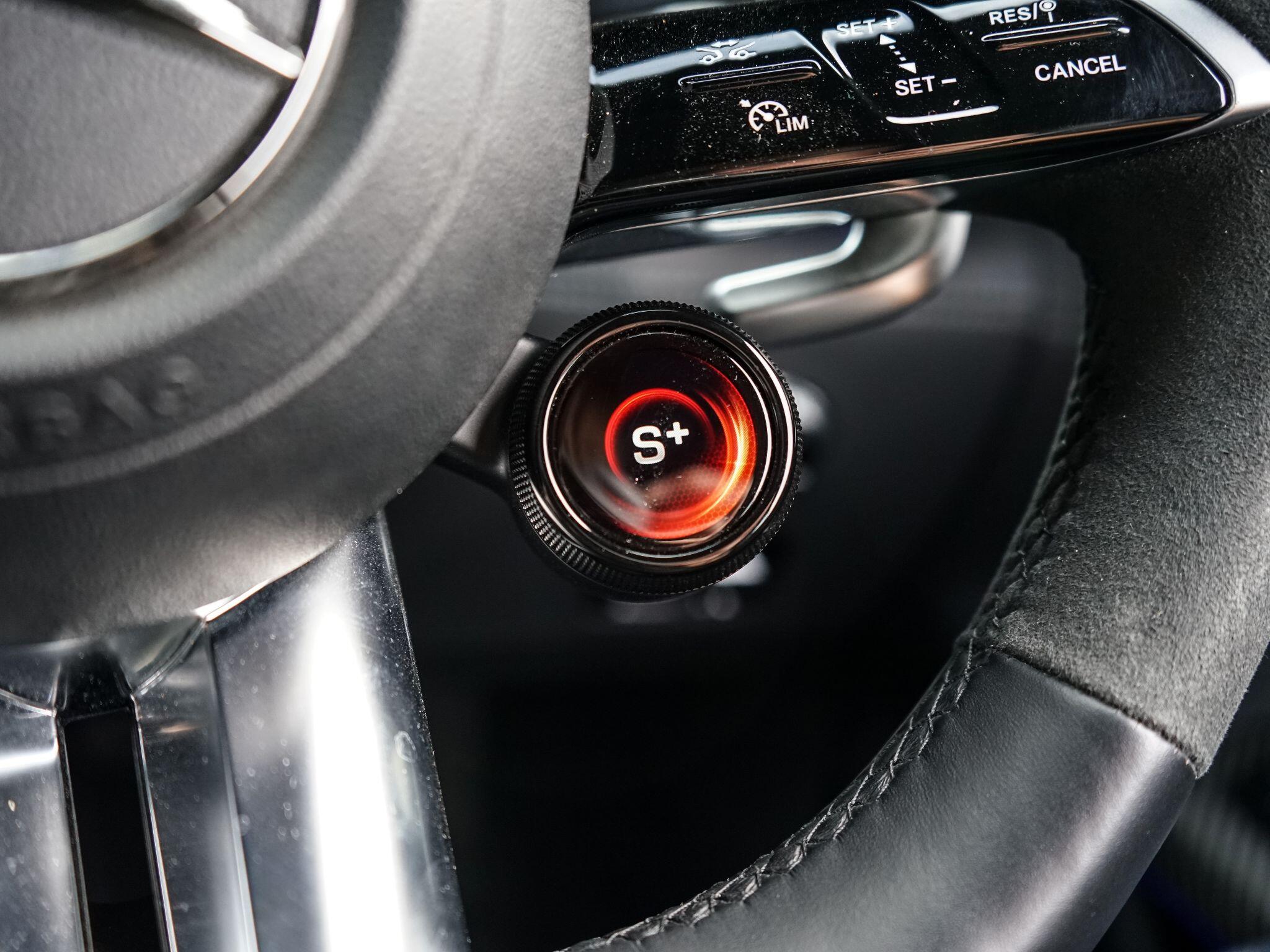 Mercedes-Benz SL view 49
