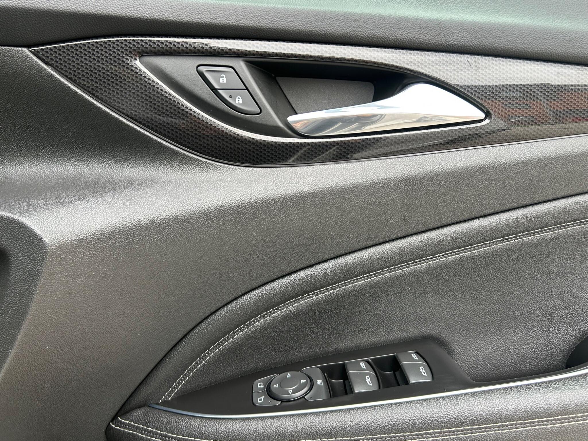Vauxhall Insignia view 36